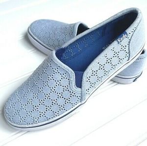 Keds Woman’s Double Decker Crochet Slip-On Blue Sneakers, Sz 5.5